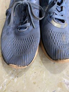 Running Shoes By Red Tape