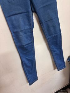 Forever 21 Skinny Jeans