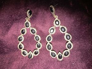 Elegant Black Dangle Earrings