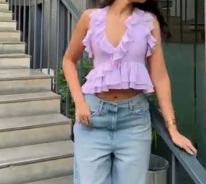 Mazikien Ruffle Halter Top