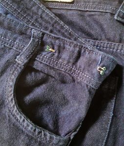 BLUE BAGGY JEANS