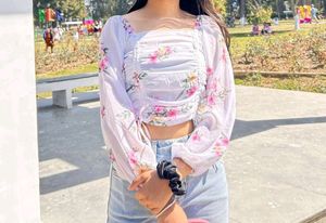 Floral Top🌟