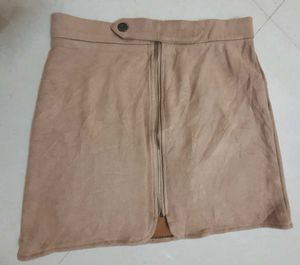 Stylish Reserved Suede Skirt - 24" Waist, Elevate