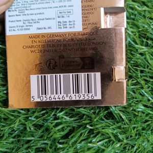 Charlotte Tilbury Air Brush Flawless Lip Blur