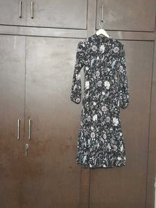 Floral Print Tiered Midi Dress