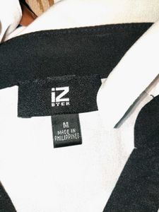 IZ Byer California Color Block Blouse.Note: The to