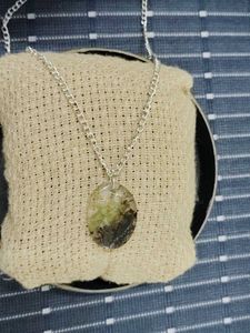 Unique Stone Pendant Necklace