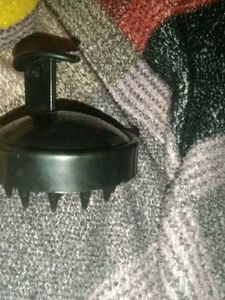 Scalp Massager Brush