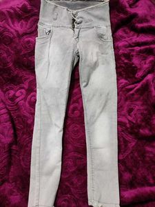 Gorgeous Women Regular High Waist Jeans
