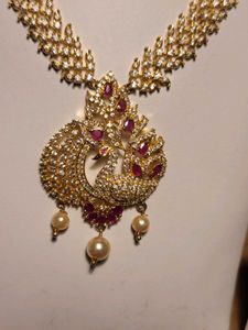 Czed Stones Neck Piece