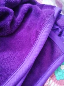 2 Blanket And Free Pillow