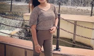 self made beautiful crop top.... 🎁one free gift 🎁