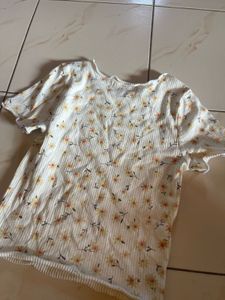 Cute Floral Print Top