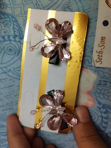 Hair Accessories with a beautiful sling bag