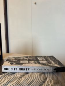 Does It Hurt? by H.D. Carlton
