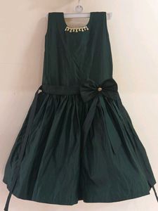Dark Green Fluffy Dress With Golden Chain And Bow