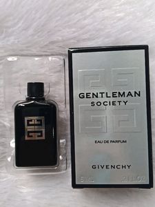 Givenchy Miniature 💕♥️