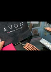 Avon Pearl Jwellery Set