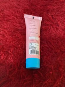 Detan, Glow &amp; Radiance Sunscreen Tube Aqualogica