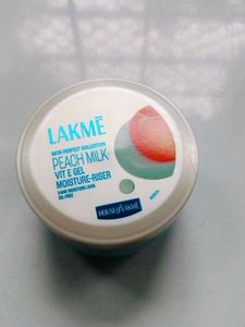 Lakme Peach Milk Moisturizer