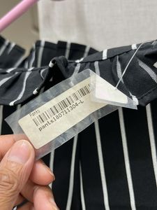 Branded Tag Item For Waist 30-32