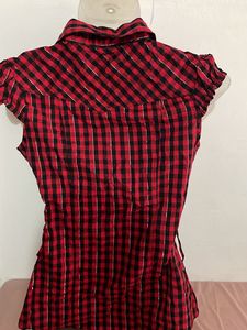 Y2K Fitted Top M/L