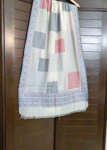 Women Off White Printed Kurta Set
