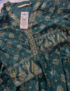 Avaasa Emerald Green Printed Anarkali Kurta