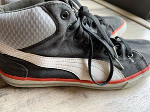 Cool PUMA Sneakers