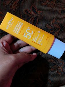 Dot &amp; Key Sunscreen SPF 50
