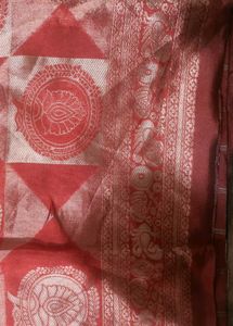 Elegant Red &amp; Gold Sari with Intricate Design