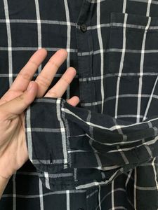 Check shirt, black and white