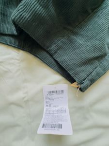 Short Skirt With Zip Closure