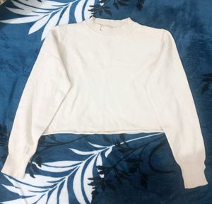 Cream Cropped Knit Top 🎀