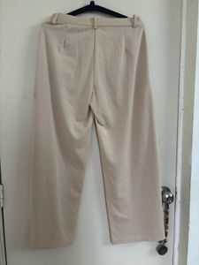 KOTTY STRAIGHT FIT PANTS