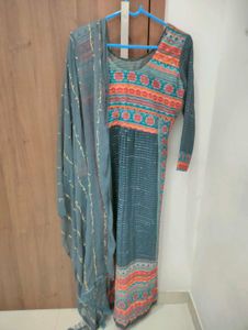 Elegant Ethnic Kurta Set