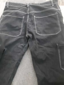 Black Jeans with White Stitching And one t-shirt o