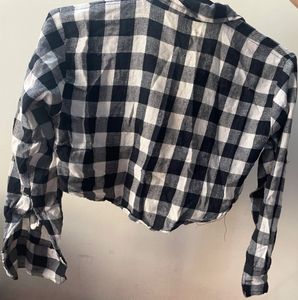 🖤Checkered Crop shirt