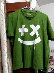 Green Graphic Print T-Shirt