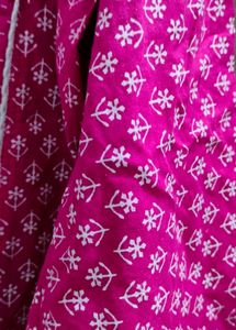 Women Embroidered Kurta