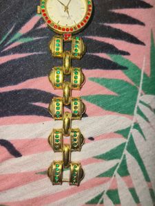 Stylish Gold- Stone Watch
