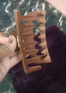 NEW UNUSED HIGH QUALITY CLUTCHES 99/-