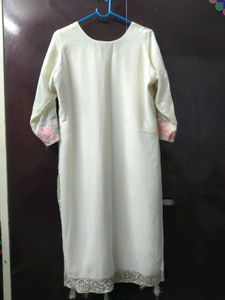 Elegant Embroidered Pakistani Suit