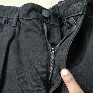 Black Mom Fit Jeans From Zudio