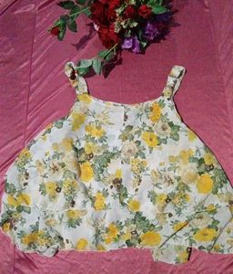 Home Decoration Items And Clothes