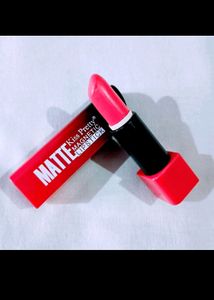 5 Branded Lipsticks