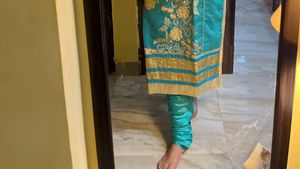 chudidaar suit