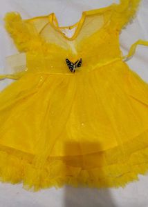 Girl&#39;s Yellow Fairy Costume Set