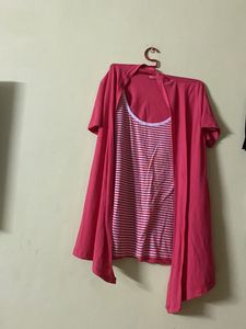 Reddish Top With  Line Detachment