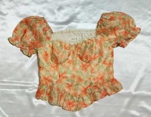 Floral Puff Sleeve Crop Top